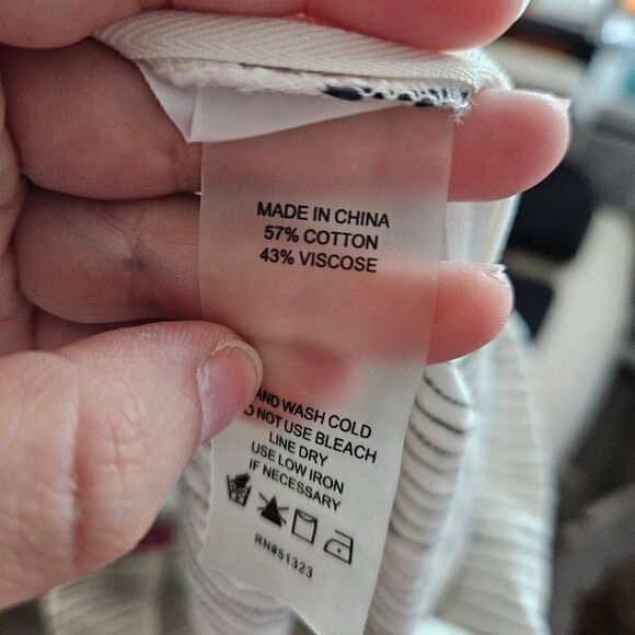 Vince Camuto Striped Shorts - Picture 6 of 7